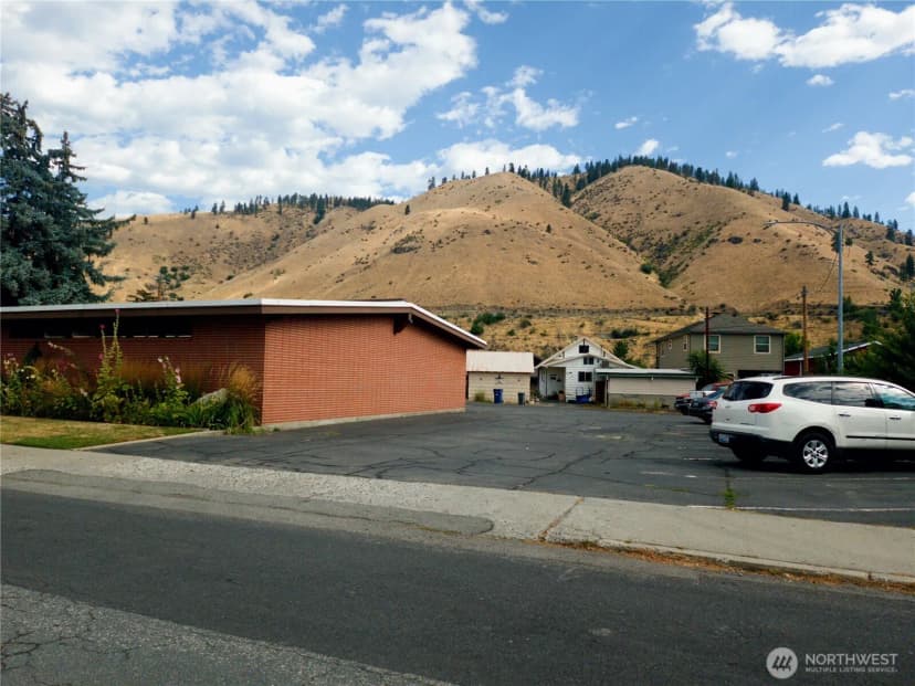 Property photo for 300 Woodring Street, Cashmere photo 23