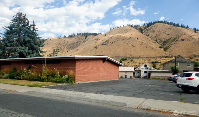Property photo for 300 Woodring Street, Cashmere photo 24