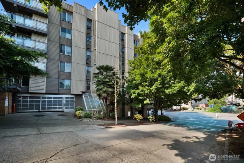 Property photo for 1550 Eastlake Avenue E #503, Seattle photo 15