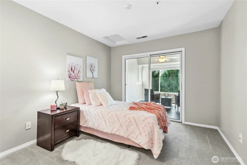 Property photo for 4081 224th Lane Se #306, Issaquah photo 20