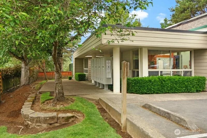 Property photo for 15330 Sunwood Boulevard #e304, Tukwila photo 31