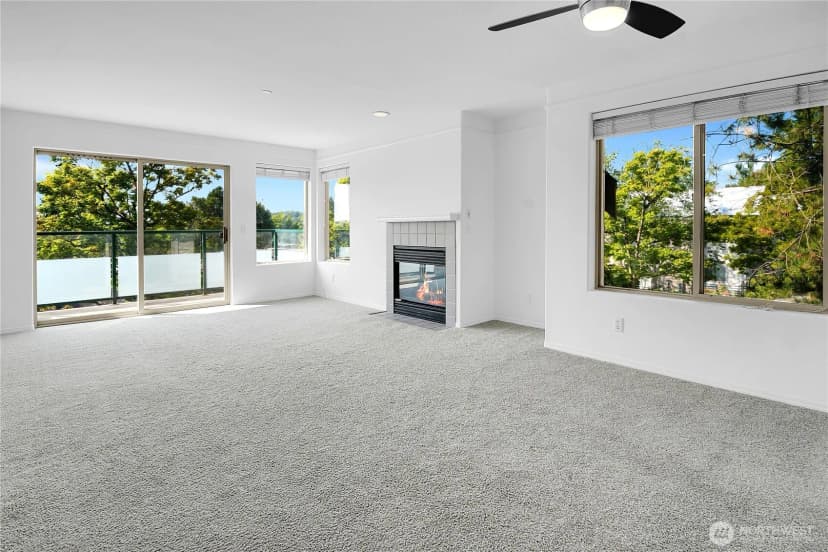 Property photo for 15330 Sunwood Boulevard #e304, Tukwila photo 6