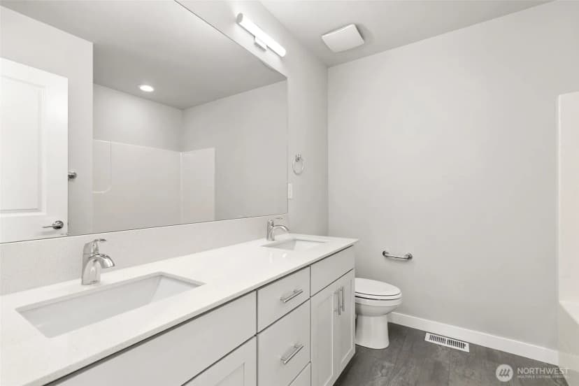 Property photo for 12611 Se 256th Place #17, Kent photo 31