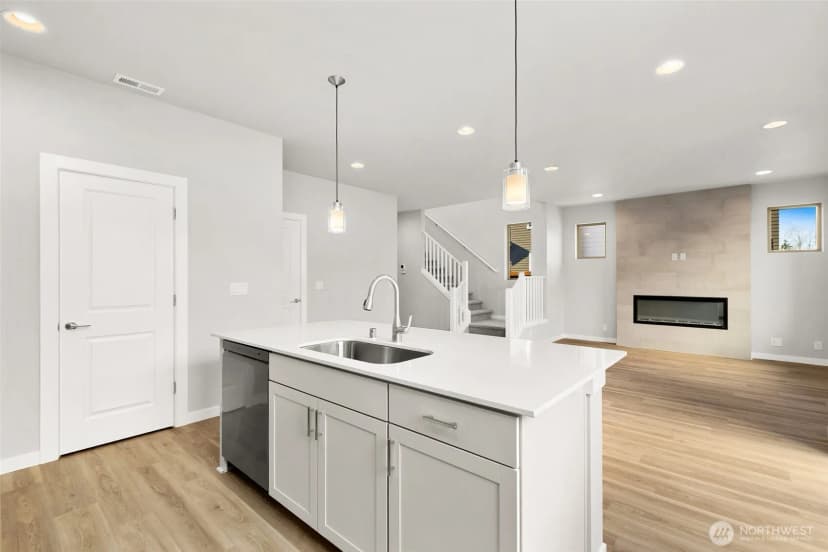 Property photo for 12611 Se 256th Place #17, Kent photo 19