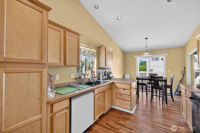 Property photo for 18318 13th Avenue Ct E, Spanaway photo 3