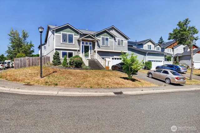 Property photo for 18318 13th Avenue Ct E, Spanaway photo 2