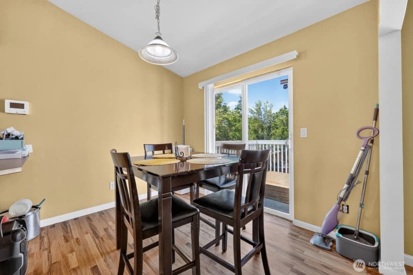 Property photo for 18318 13th Avenue Ct E, Spanaway photo 9