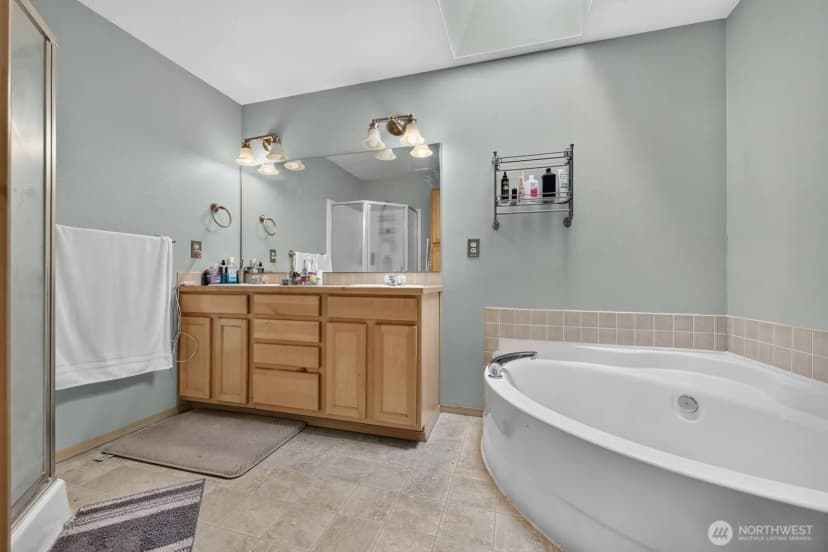 Property photo for 18318 13th Avenue Ct E, Spanaway photo 15