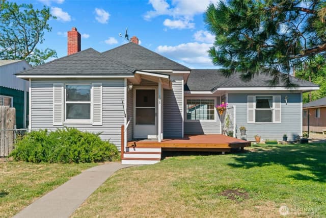 Property photo for 203 S Sprague Street, Ellensburg photo 2
