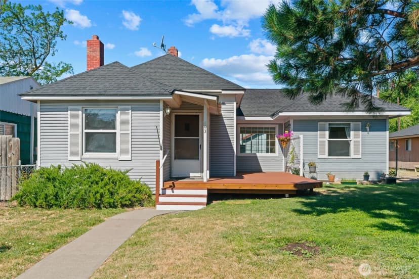 Property photo for 203 S Sprague Street, Ellensburg photo 2