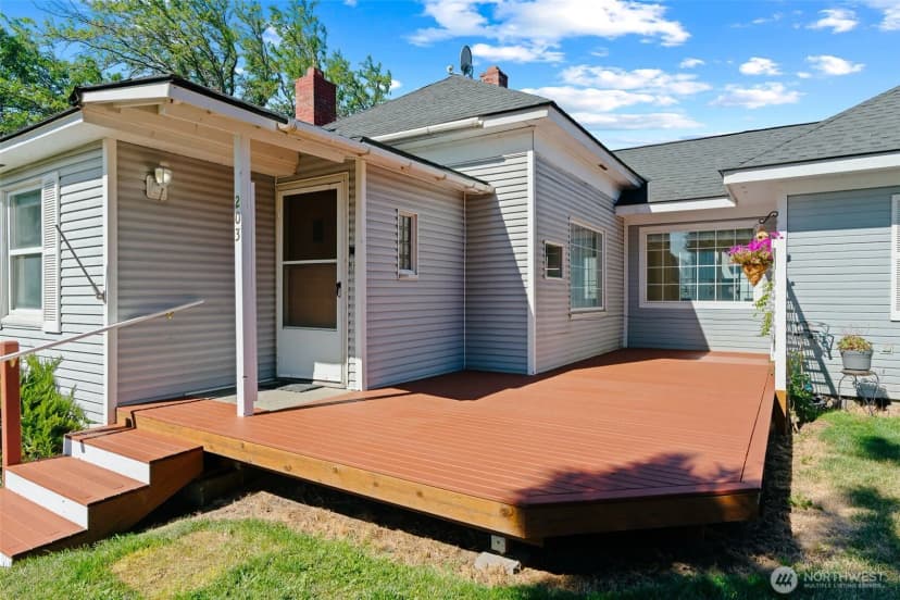 Property photo for 203 S Sprague Street, Ellensburg photo 3