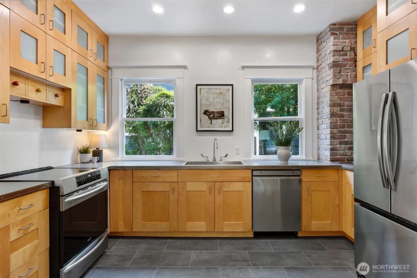 Property photo for 2202 N 41st Street, Seattle photo 16