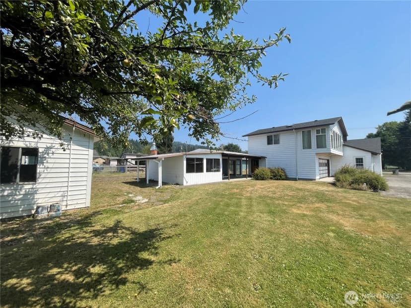Property photo for 2631 48th Avenue, Longview photo 3