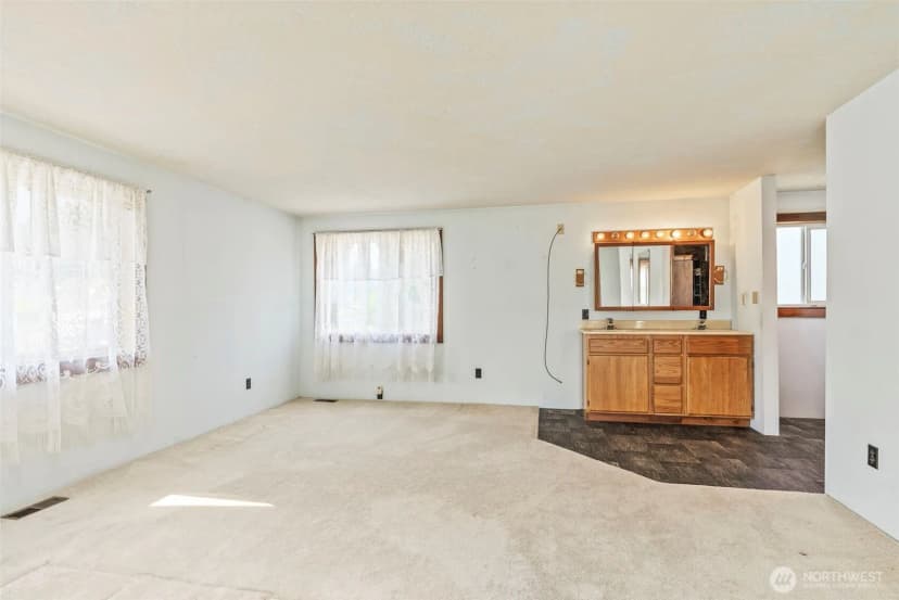 Property photo for 2631 48th Avenue, Longview photo 17