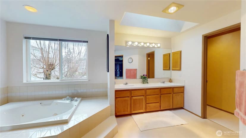 Property photo for 1704 Field Place Ne, Renton photo 23