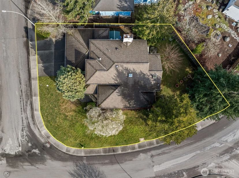 Property photo for 1704 Field Place Ne, Renton photo 31