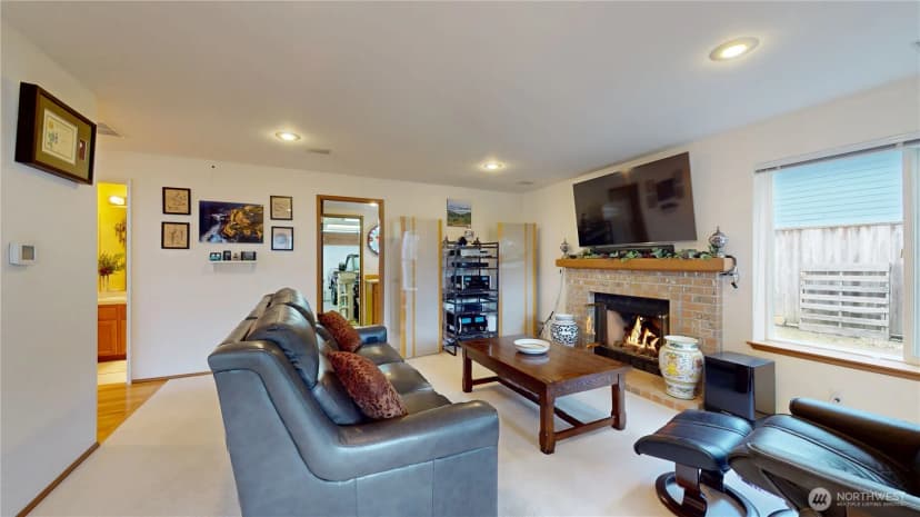 Property photo for 1704 Field Place Ne, Renton photo 14
