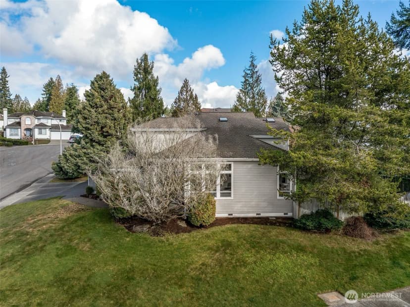 Property photo for 1704 Field Place Ne, Renton photo 34
