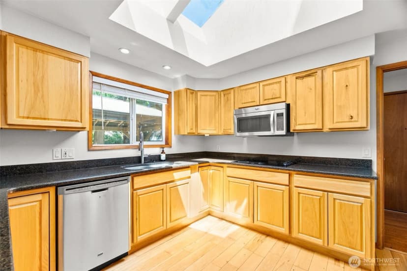 Property photo for 6206 Shady Lane Se, Lacey photo 8