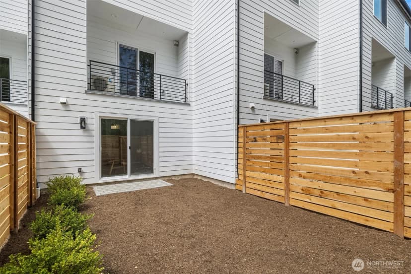 Property photo for 1520 Hollow Dale Place #d, Everett photo 26