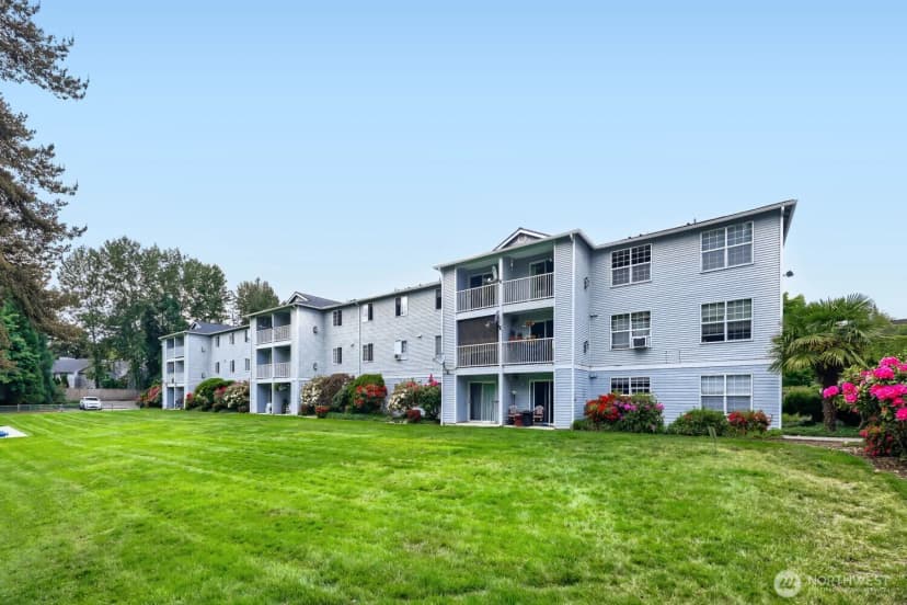 Property photo for 18621 Blueberry Lane #b209, Monroe