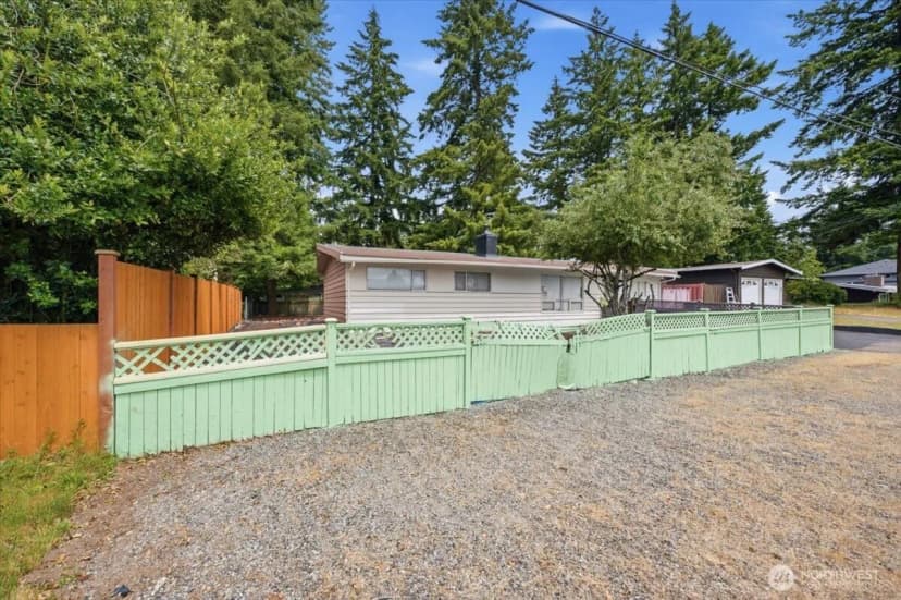 Property photo for 6309 193rd Street Sw, Lynnwood photo 4