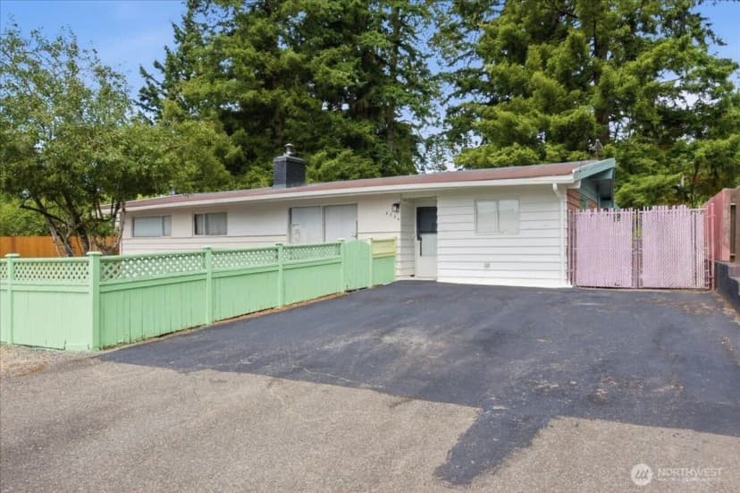 Property photo for 6309 193rd Street Sw, Lynnwood