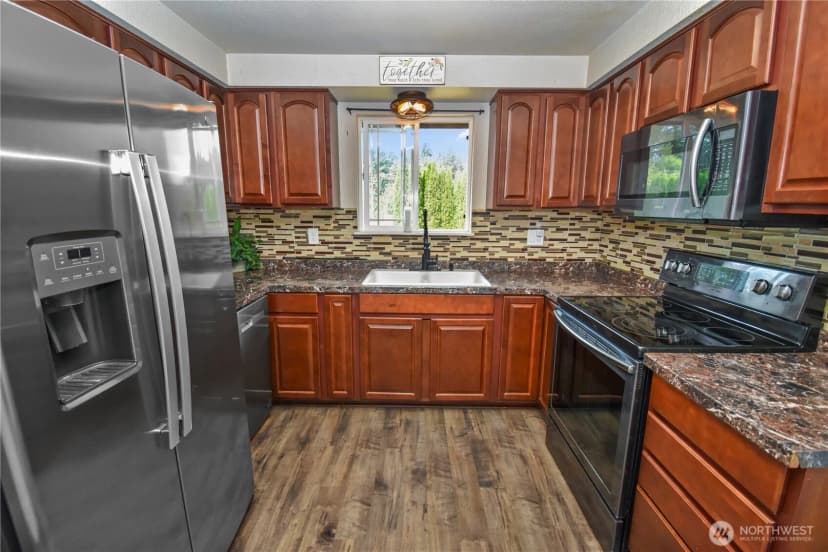 Property photo for 2407 255th Street Nw, Stanwood photo 18