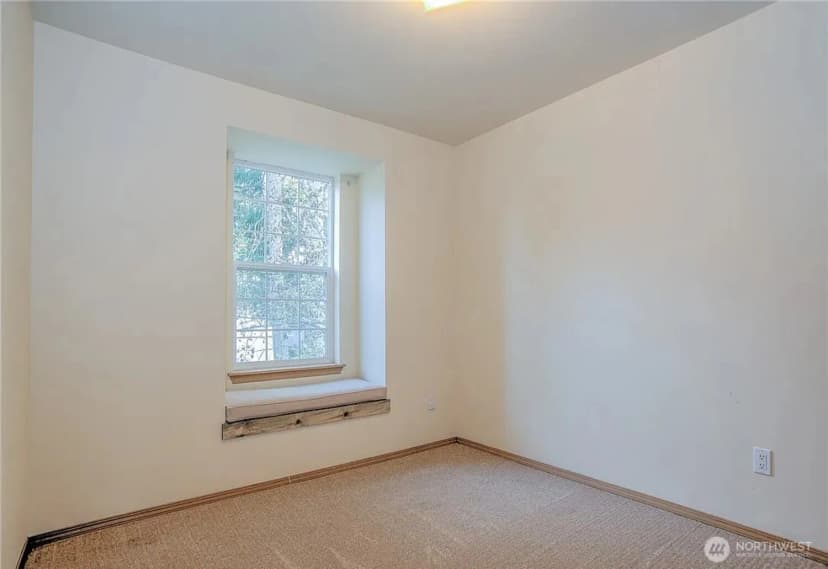 Property photo for 9124 Lewis Ne, Lacey photo 10