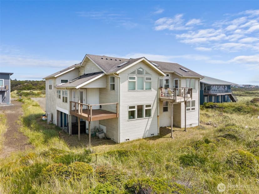 Property photo for 511 Dune Crest Drive, Westport photo 38
