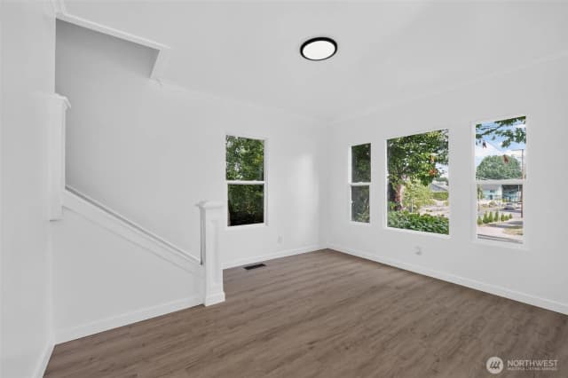 Property photo for 1737 6th Street, Bremerton photo 4