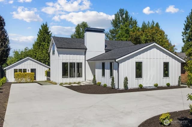 Property photo for 7743 Seward Park Avenue S, Seattle