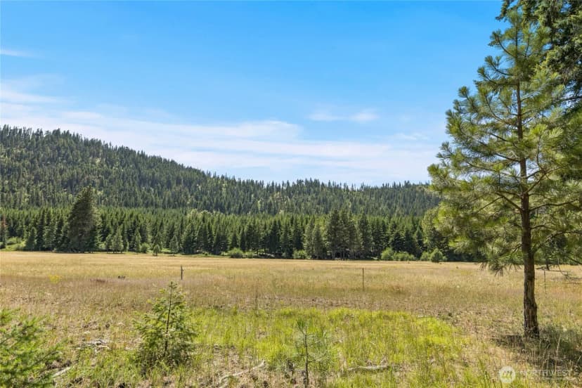 Property photo for 18 Domerie Park Loop, Cle Elum photo 3