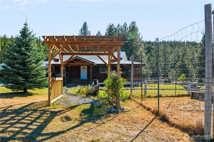 Property photo for 155 Tamarack Road, Tonasket photo 34