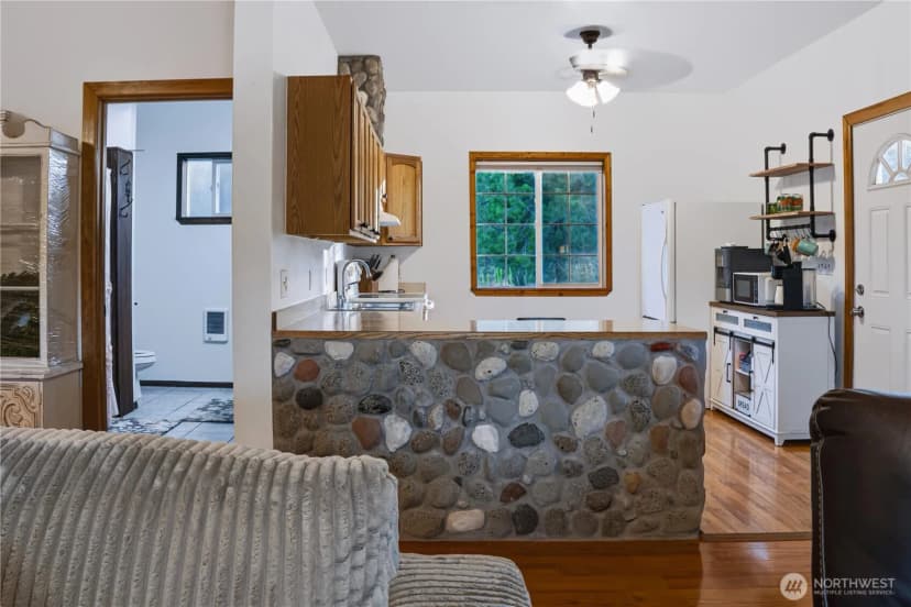 Property photo for 155 Tamarack Road, Tonasket photo 6