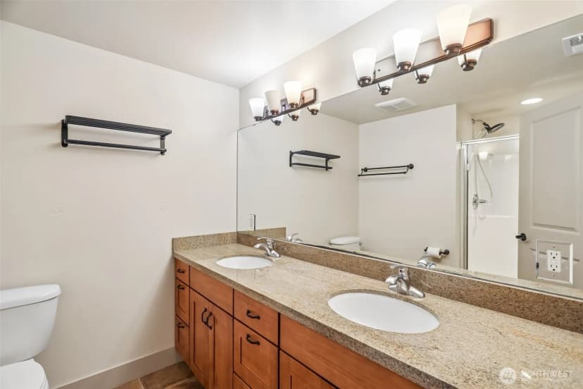 Property photo for 15831 Se 43rd Place, Bellevue photo 29