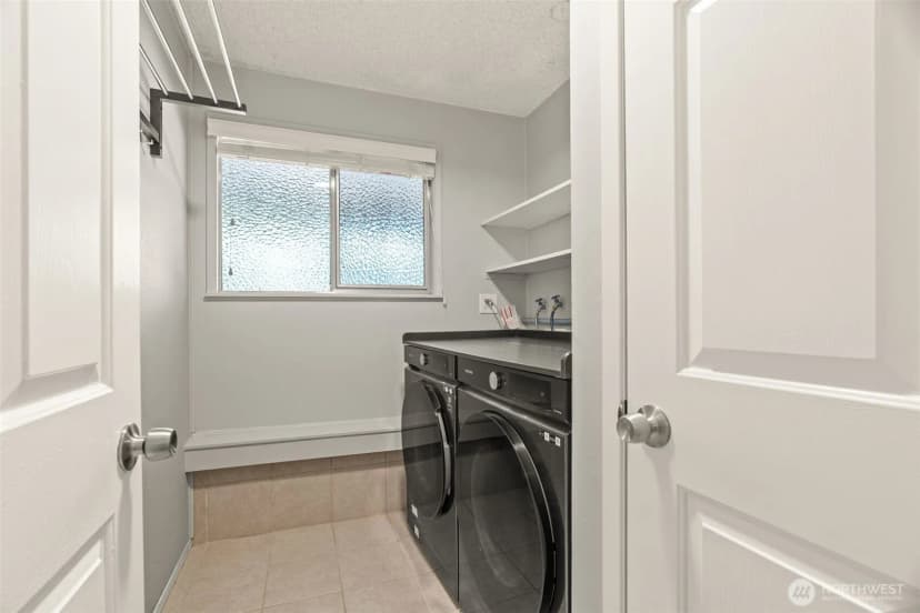 Property photo for 10614 Ne 149th St, Bothell photo 24