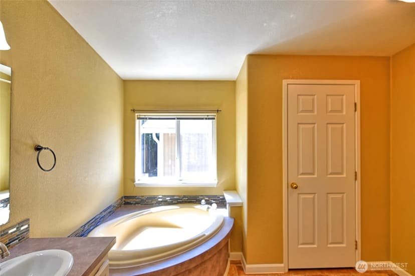Property photo for 3104 138th Street Se, Mill Creek photo 25
