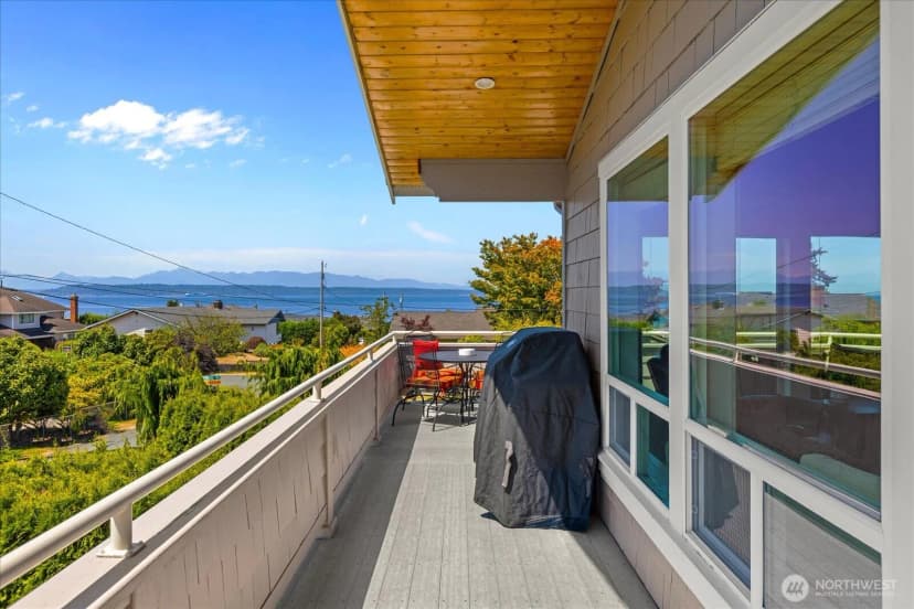Property photo for 809 Driftwood Place, Edmonds photo 13