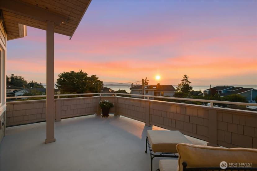 Property photo for 809 Driftwood Place, Edmonds photo 28