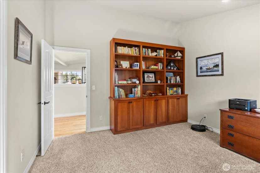 Property photo for 809 Driftwood Place, Edmonds photo 29
