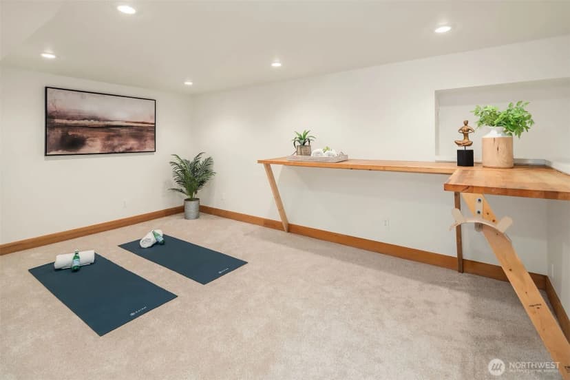 Property photo for 2038 9th Street W, Kirkland photo 28