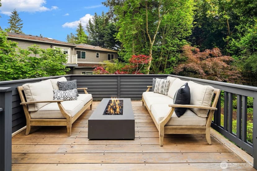 Property photo for 2038 9th Street W, Kirkland photo 13