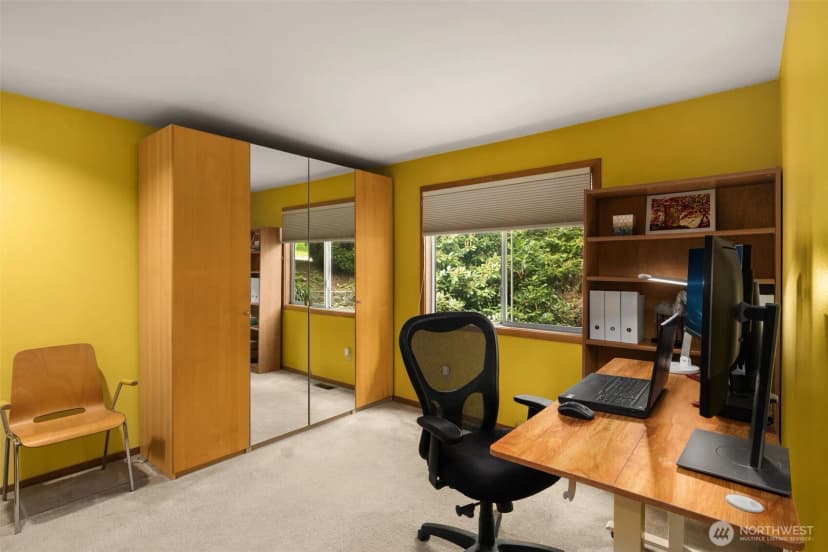 Property photo for 9602 Ne 35th Place, Clyde Hill photo 23