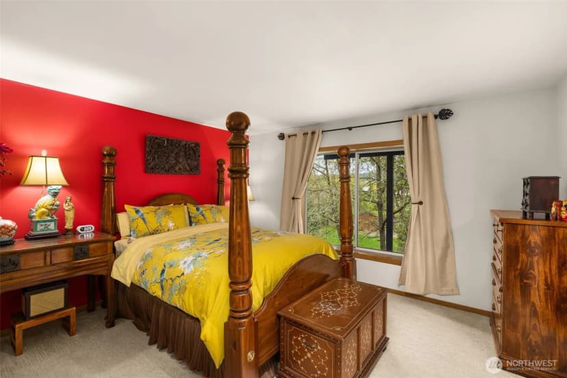 Property photo for 9602 Ne 35th Place, Clyde Hill photo 16
