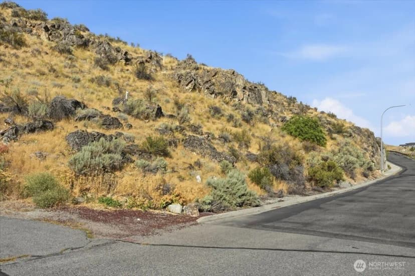Property photo for 137 Long Drive, Chelan photo 2