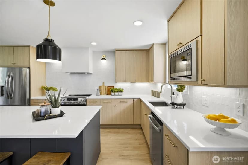 Property photo for 5946 18th Avenue Sw #1, Seattle photo 16