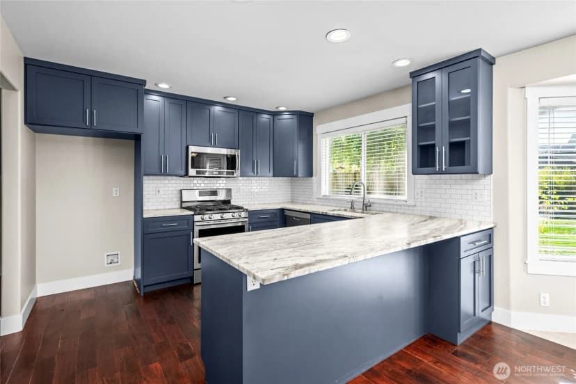 Property photo for 3408 F Avenue, Anacortes photo 12