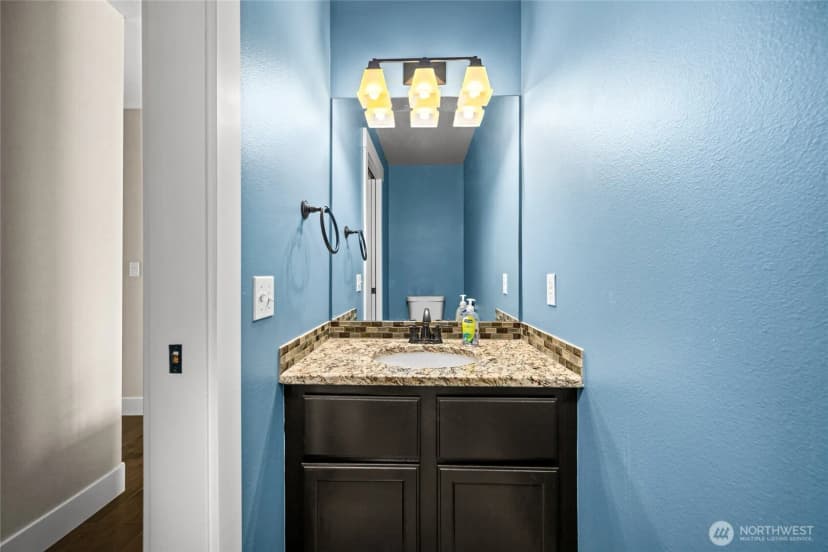 Property photo for 3408 F Avenue, Anacortes photo 16