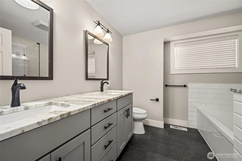 Property photo for 3408 F Avenue, Anacortes photo 20